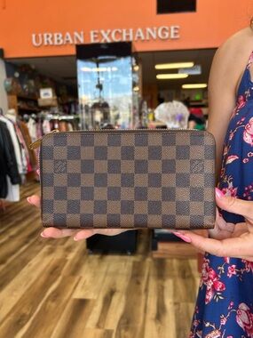Louis Vuitton Zippy Organizer Damier